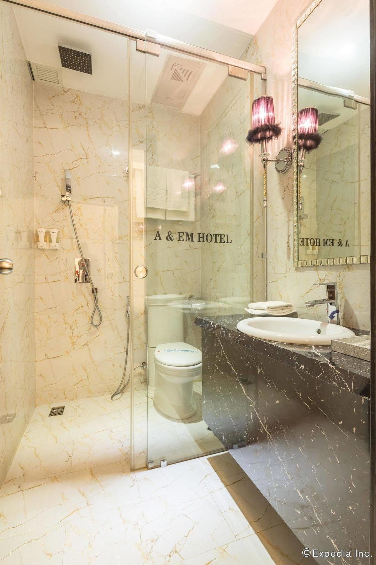 A&Em Hai Ba Trung Hotel 호치민 외부 사진