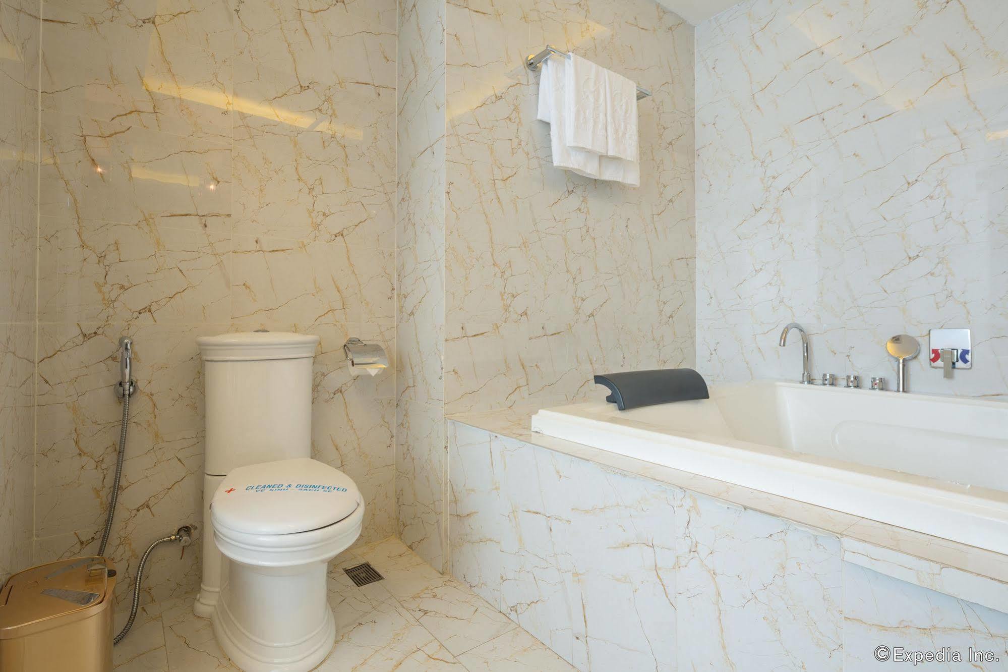 A&Em Hai Ba Trung Hotel 호치민 외부 사진